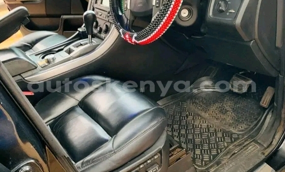 Nunua Ilio tumika Range Rover Range Rover Nyeusi Gari ndani ya Bute nchini Kaskazini Mashariki mwa Kenya Nunua Ilio tumika Range Rover Range Rover Nyeusi Gari ndani ya Bute nchini Kaskazini Mashariki mwa Kenya