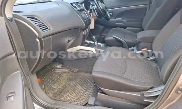 Nunua Ilio tumika Mitsubishi Eclipse Nyingine Gari ndani ya Chuka nchini Mashariki ya Kenya