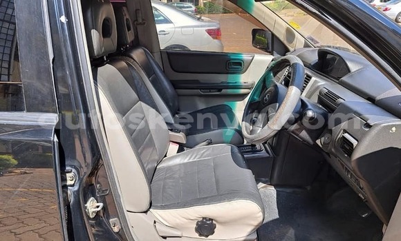 Oofamaa Nissan X–Trail Black Makiinaa iti Busia keessatti West Kenya keessatti Oofamaa Nissan X–Trail Black Makiinaa iti Busia keessatti West Kenya keessatti
