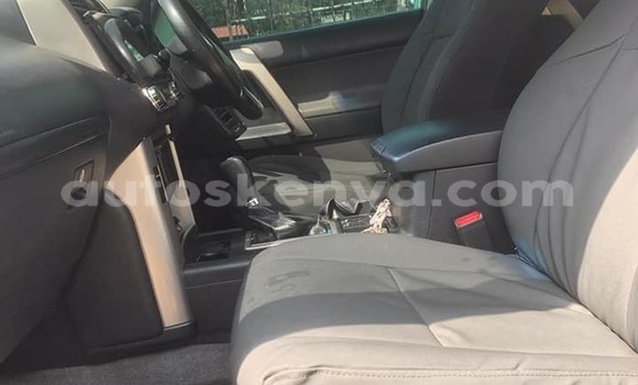 Oofamaa Toyota Prado Black Makiinaa iti Bungoma keessatti West Kenya keessatti Oofamaa Toyota Prado Black Makiinaa iti Bungoma keessatti West Kenya keessatti