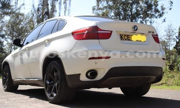 Oofamaa BMW X6 White Makiinaa iti Bissil keessatti Nairobi keessatti Oofamaa BMW X6 White Makiinaa iti Bissil keessatti Nairobi keessatti