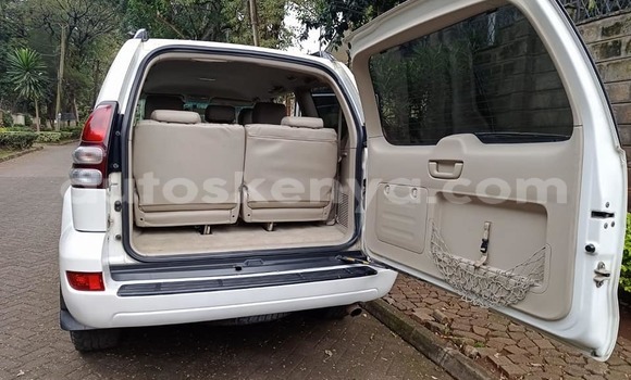 Oofamaa Toyota Land Cruiser Other Makiinaa iti Bomet keessatti Rift Valley keessatti Oofamaa Toyota Land Cruiser Other Makiinaa iti Bomet keessatti Rift Valley keessatti