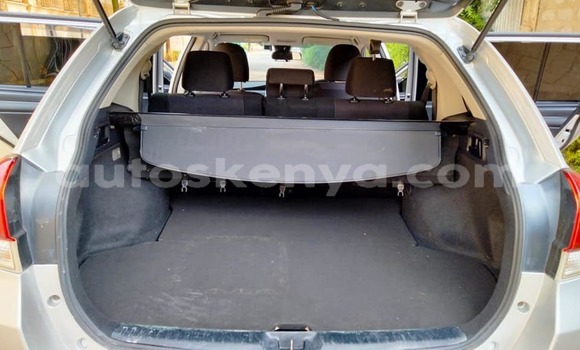 Oofamaa Toyota Fielder Other Makiinaa iti Busia keessatti West Kenya keessatti Oofamaa Toyota Fielder Other Makiinaa iti Busia keessatti West Kenya keessatti