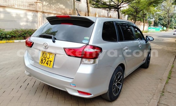Oofamaa Toyota Fielder Other Makiinaa iti Busia keessatti West Kenya keessatti Oofamaa Toyota Fielder Other Makiinaa iti Busia keessatti West Kenya keessatti