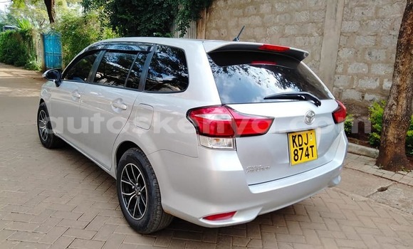 Oofamaa Toyota Fielder Other Makiinaa iti Busia keessatti West Kenya keessatti Oofamaa Toyota Fielder Other Makiinaa iti Busia keessatti West Kenya keessatti
