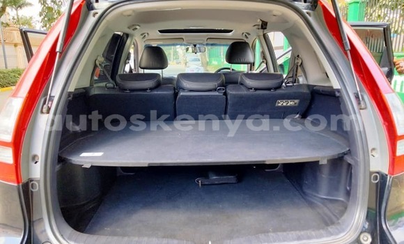 Oofamaa Honda CR–V Black Makiinaa iti Chuka keessatti East Kenya keessatti Oofamaa Honda CR–V Black Makiinaa iti Chuka keessatti East Kenya keessatti