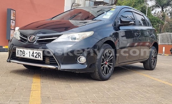 Oofamaa Toyota Auris Black Makiinaa iti Bungoma keessatti West Kenya keessatti Oofamaa Toyota Auris Black Makiinaa iti Bungoma keessatti West Kenya keessatti