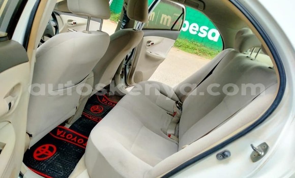 Oofamaa Toyota Axio White Makiinaa iti Athi River keessatti Nairobi keessatti Oofamaa Toyota Axio White Makiinaa iti Athi River keessatti Nairobi keessatti