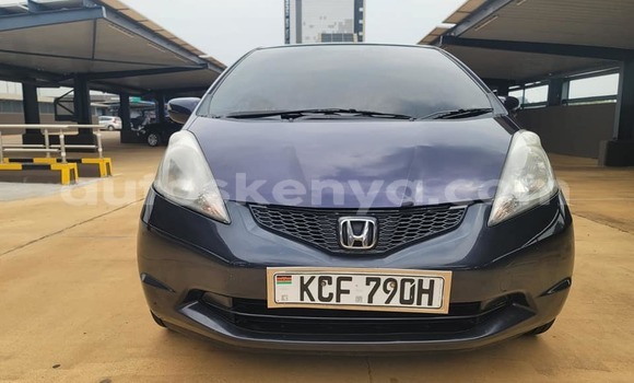 Oofamaa Honda Fit Black Makiinaa iti Habaswein keessatti Northeast Kenya keessatti Oofamaa Honda Fit Black Makiinaa iti Habaswein keessatti Northeast Kenya keessatti