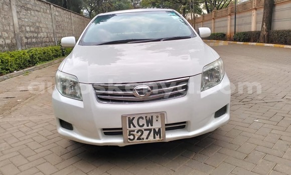 Buy Used Toyota Axio White Car in Bissil in Nairobi