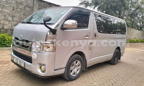 Nunua Ilio tumika Toyota Hiace Nyingine Gari ndani ya Chuka nchini Mashariki ya Kenya Nunua Ilio tumika Toyota Hiace Nyingine Gari ndani ya Chuka nchini Mashariki ya Kenya
