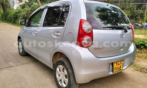Nunua Ilio tumika Toyota Passo Nyingine Gari ndani ya Mto Athi nchini Nairobi Nunua Ilio tumika Toyota Passo Nyingine Gari ndani ya Mto Athi nchini Nairobi
