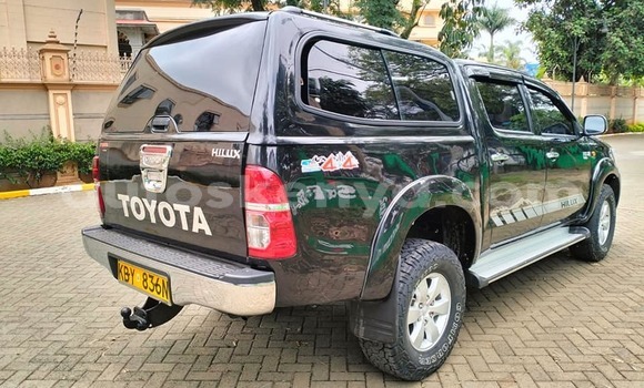 Nunua Ilio tumika Toyota Hilux Nyeusi Gari ndani ya Bomet nchini Bonde la Ufafanuzi Nunua Ilio tumika Toyota Hilux Nyeusi Gari ndani ya Bomet nchini Bonde la Ufafanuzi