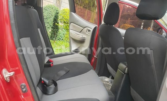Buy Used Mitsubishi L200 Red Car in Changamwe in Coast Buy Used Mitsubishi L200 Red Car in Changamwe in Coast