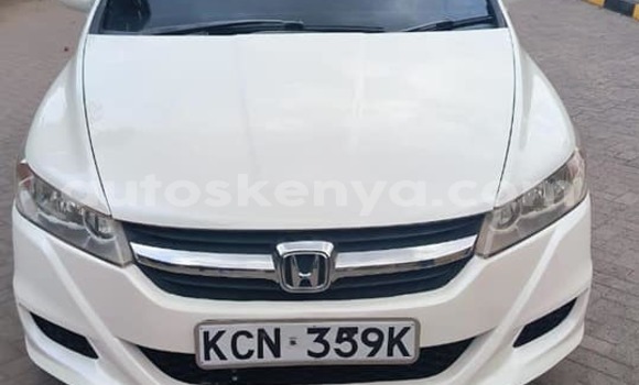 Oofamaa Honda Stream White Makiinaa iti Busia keessatti West Kenya keessatti