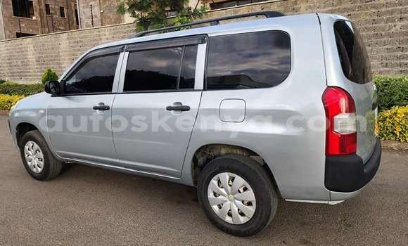 Oofamaa Toyota Succeed Other Makiinaa iti Busia keessatti West Kenya keessatti Oofamaa Toyota Succeed Other Makiinaa iti Busia keessatti West Kenya keessatti