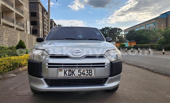 Oofamaa Toyota Succeed Other Makiinaa iti Busia keessatti West Kenya keessatti Oofamaa Toyota Succeed Other Makiinaa iti Busia keessatti West Kenya keessatti