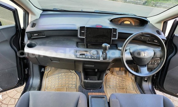 Oofamaa Honda Freed Black Makiinaa iti Bura keessatti Northeast Kenya keessatti Oofamaa Honda Freed Black Makiinaa iti Bura keessatti Northeast Kenya keessatti