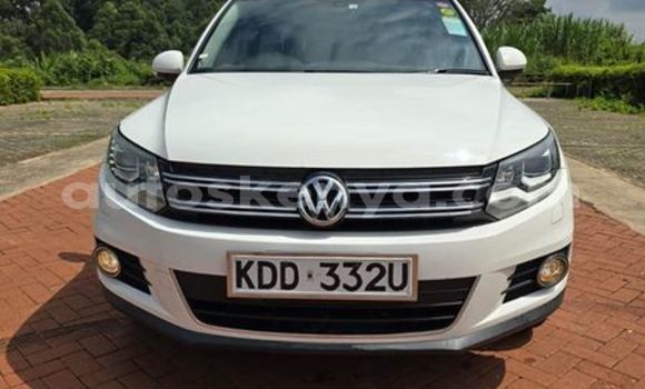 Buy Used Volkswagen Tiguan Red Car in Nairobi in Nairobi