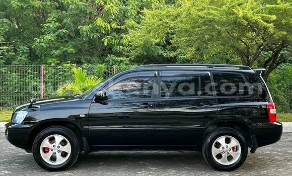 Buy Used Toyota Kruger Black Car in Chuka in East Kenya Buy Used Toyota Kruger Black Car in Chuka in East Kenya