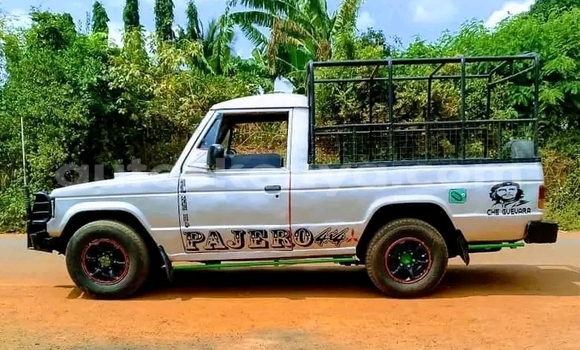 Buy Used Mitsubishi Pajero Other Car in Busia in West Kenya Buy Used Mitsubishi Pajero Other Car in Busia in West Kenya