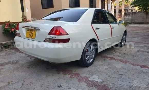 Buy Used Toyota Mark II White Car in Changamwe in Coast Buy Used Toyota Mark II White Car in Changamwe in Coast