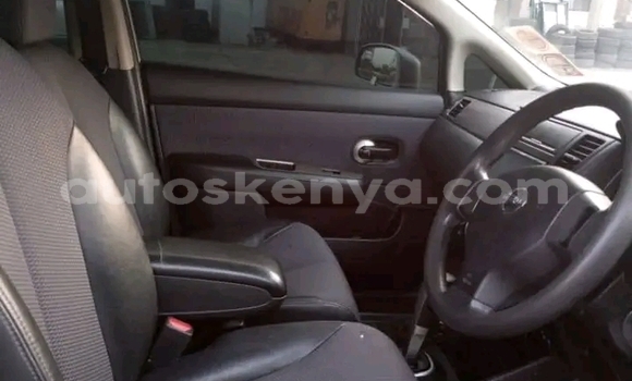 Oofamaa Nissan tiida Other Makiinaa iti Bute keessatti Northeast Kenya keessatti Oofamaa Nissan tiida Other Makiinaa iti Bute keessatti Northeast Kenya keessatti