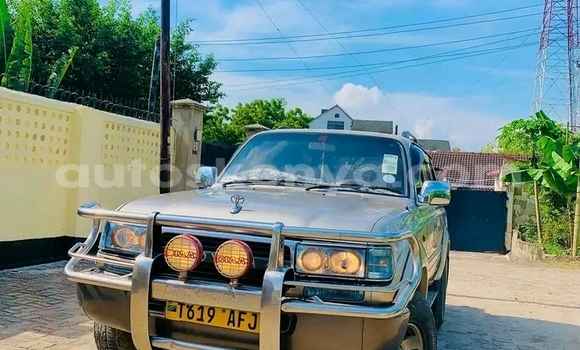 Buy Used Toyota Land Cruiser Other Car in Bute in Northeast Kenya Buy Used Toyota Land Cruiser Other Car in Bute in Northeast Kenya