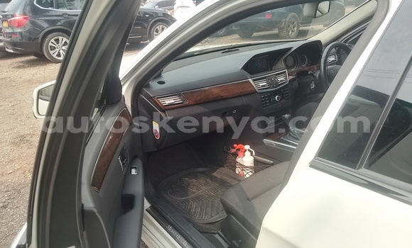 Buy Used Mercedes-Benz E200 White Car in Nairobi in Nairobi Buy Used Mercedes-Benz E200 White Car in Nairobi in Nairobi