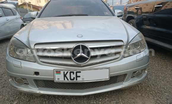 Nunua Ilio tumika Mercedes-Benz C250 coupe Fedha Gari ndani ya Nairobi nchini Nairobi Nunua Ilio tumika Mercedes-Benz C250 coupe Fedha Gari ndani ya Nairobi nchini Nairobi