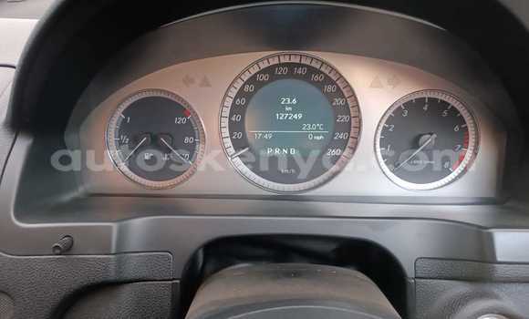 Nunua Ilio tumika Mercedes-Benz C250 coupe Fedha Gari ndani ya Nairobi nchini Nairobi Nunua Ilio tumika Mercedes-Benz C250 coupe Fedha Gari ndani ya Nairobi nchini Nairobi