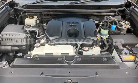 Nunua Ilio tumika Mercedes-Benz C250 coupe Fedha Gari ndani ya Nairobi nchini Nairobi Nunua Ilio tumika Mercedes-Benz C250 coupe Fedha Gari ndani ya Nairobi nchini Nairobi