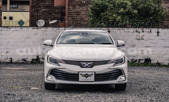 Imported Toyota Mark X White Makiinaa iti Nairobi keessatti Nairobi keessatti Imported Toyota Mark X White Makiinaa iti Nairobi keessatti Nairobi keessatti