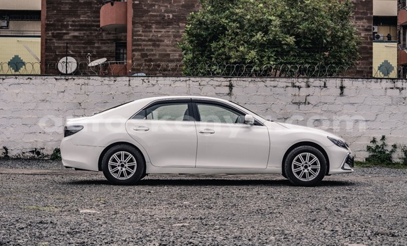 Imported Toyota Mark X White Makiinaa iti Nairobi keessatti Nairobi keessatti Imported Toyota Mark X White Makiinaa iti Nairobi keessatti Nairobi keessatti