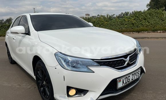 Oofamaa Toyota Mark X White Makiinaa iti Nairobi keessatti Nairobi keessatti Oofamaa Toyota Mark X White Makiinaa iti Nairobi keessatti Nairobi keessatti