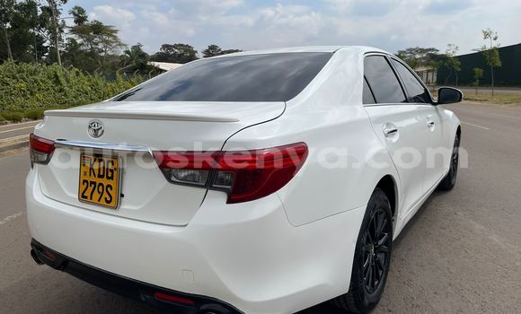 Oofamaa Toyota Mark X White Makiinaa iti Nairobi keessatti Nairobi keessatti Oofamaa Toyota Mark X White Makiinaa iti Nairobi keessatti Nairobi keessatti