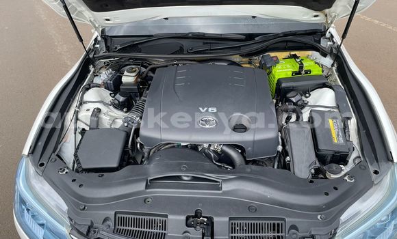 Oofamaa Toyota Mark X White Makiinaa iti Nairobi keessatti Nairobi keessatti Oofamaa Toyota Mark X White Makiinaa iti Nairobi keessatti Nairobi keessatti