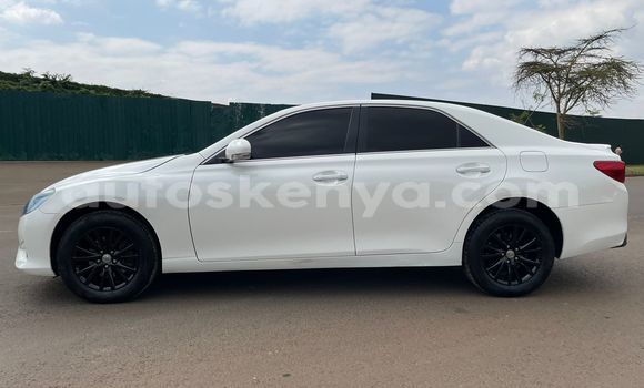 Oofamaa Toyota Mark X White Makiinaa iti Nairobi keessatti Nairobi keessatti Oofamaa Toyota Mark X White Makiinaa iti Nairobi keessatti Nairobi keessatti
