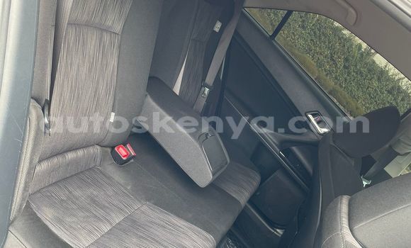 Oofamaa Toyota Mark X White Makiinaa iti Nairobi keessatti Nairobi keessatti Oofamaa Toyota Mark X White Makiinaa iti Nairobi keessatti Nairobi keessatti