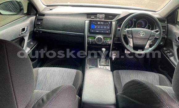 Oofamaa Toyota Mark X White Makiinaa iti Nairobi keessatti Nairobi keessatti Oofamaa Toyota Mark X White Makiinaa iti Nairobi keessatti Nairobi keessatti