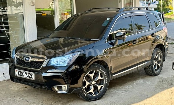 Oofamaa Subaru Forester Black Makiinaa iti Machakos keessatti Nairobi keessatti