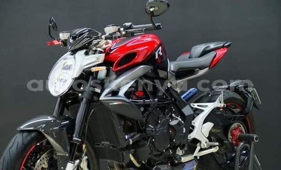 Oofamaa Mv Agusta Brutale Blue Doqdoqqee iti Nairobi keessatti Nairobi keessatti Oofamaa Mv Agusta Brutale Blue Doqdoqqee iti Nairobi keessatti Nairobi keessatti
