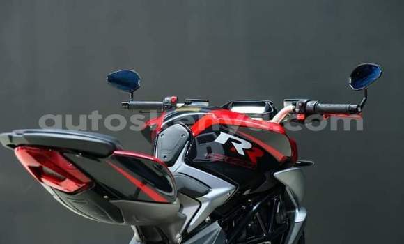 Oofamaa Mv Agusta Brutale Blue Doqdoqqee iti Nairobi keessatti Nairobi keessatti Oofamaa Mv Agusta Brutale Blue Doqdoqqee iti Nairobi keessatti Nairobi keessatti