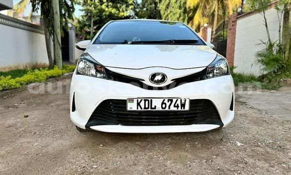 Nunua Ilio tumika Toyota Vitz Nyeupe Gari ndani ya Machakos nchini Mashariki ya Kenya Nunua Ilio tumika Toyota Vitz Nyeupe Gari ndani ya Machakos nchini Mashariki ya Kenya