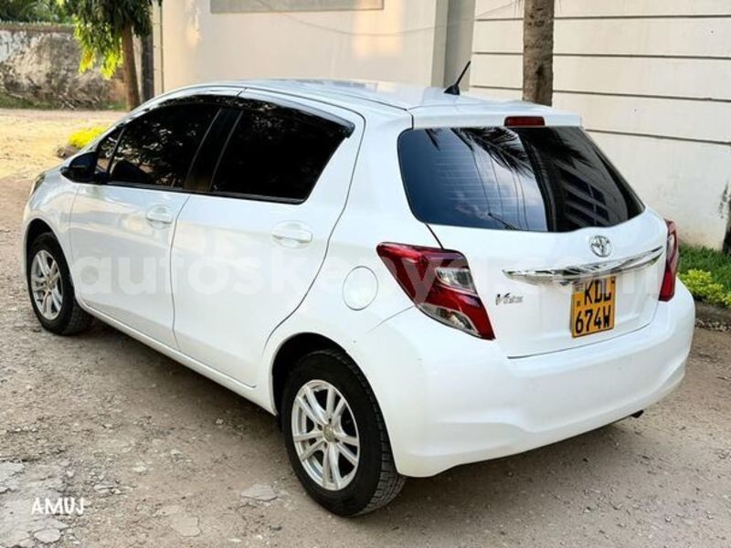 Big with watermark toyota vitz east kenya machakos 24370