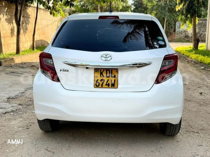 Big with watermark toyota vitz east kenya machakos 24370