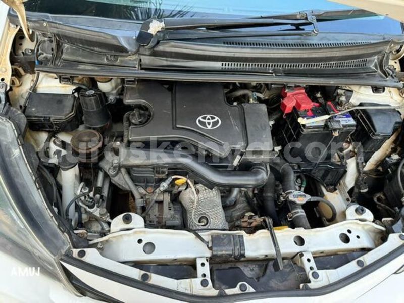 Big with watermark toyota vitz east kenya machakos 24370
