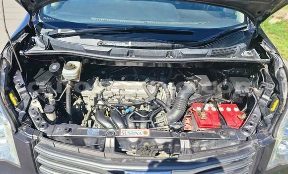 Buy Used Toyota Noah Silver Car in Machakos in Nairobi Buy Used Toyota Noah Silver Car in Machakos in Nairobi