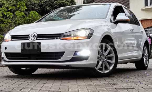 Nunua Mpya Volkswagen Golf Nyeupe Gari ndani ya Nairobi nchini Nairobi