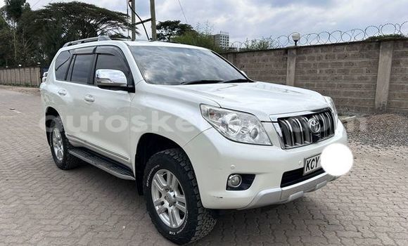 Nunua Ilio tumika Toyota Land Cruiser Prado Nyingine Gari ndani ya Mado Gashi nchini Mashariki